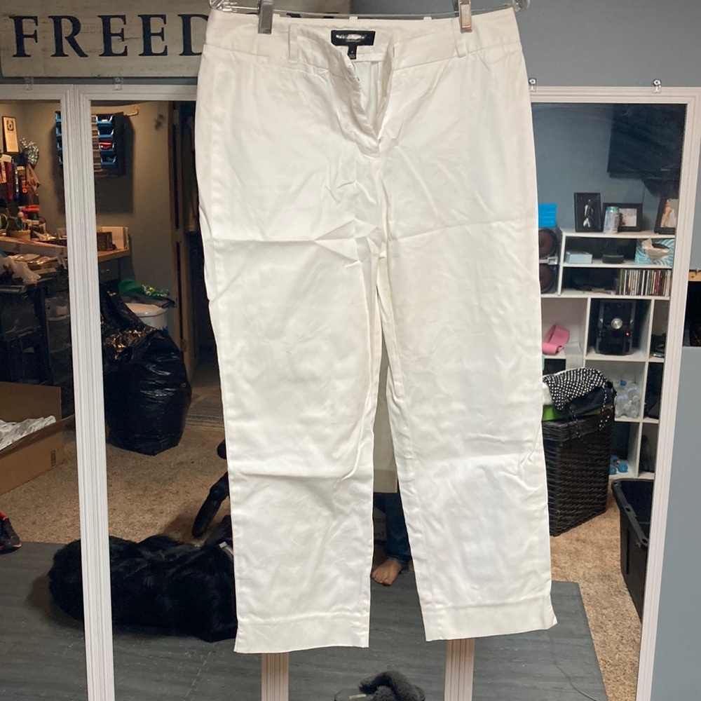 Loose fitting capri style pants